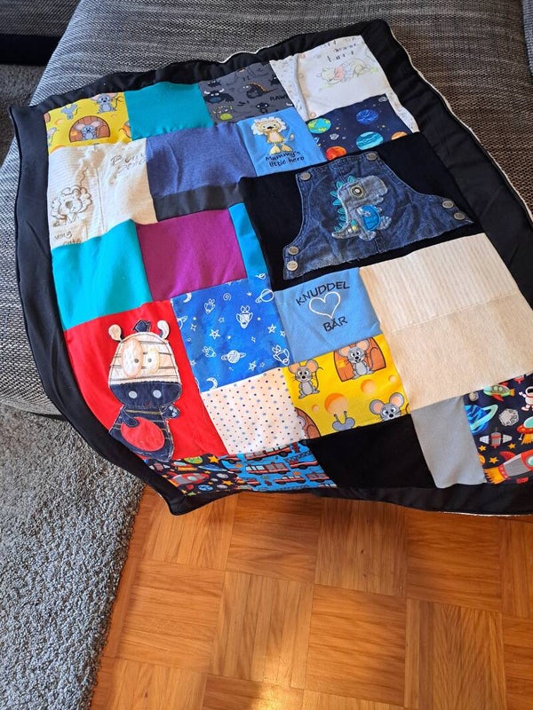Handmade Erinnerungsdecke 70 x 100