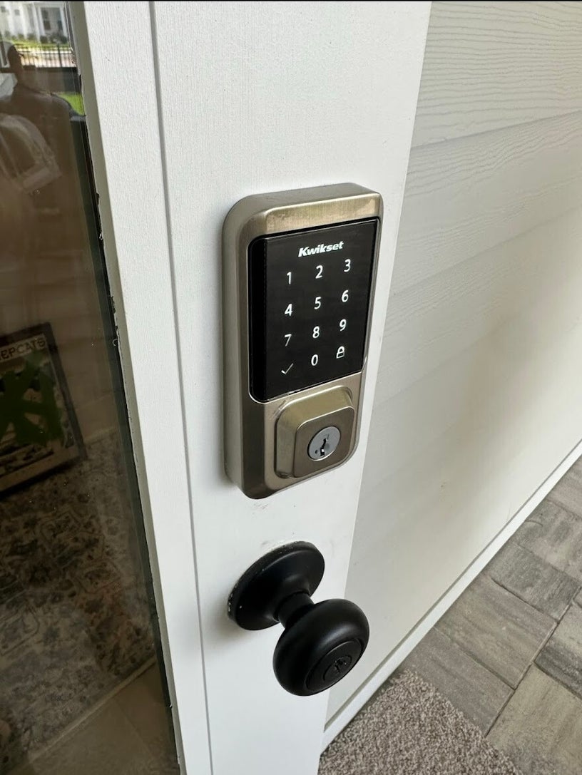Home smart lock installation by locksmith