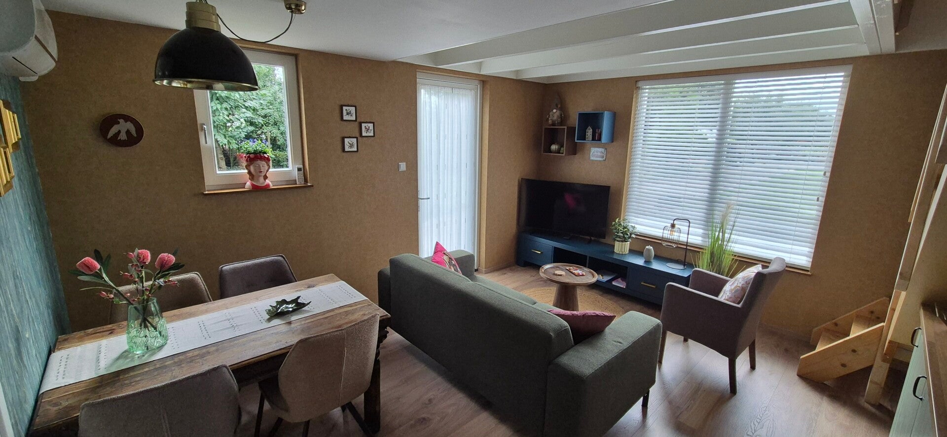 Woonkamer 2.jpg