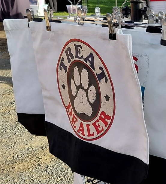Tote Bag Treat Dealer
