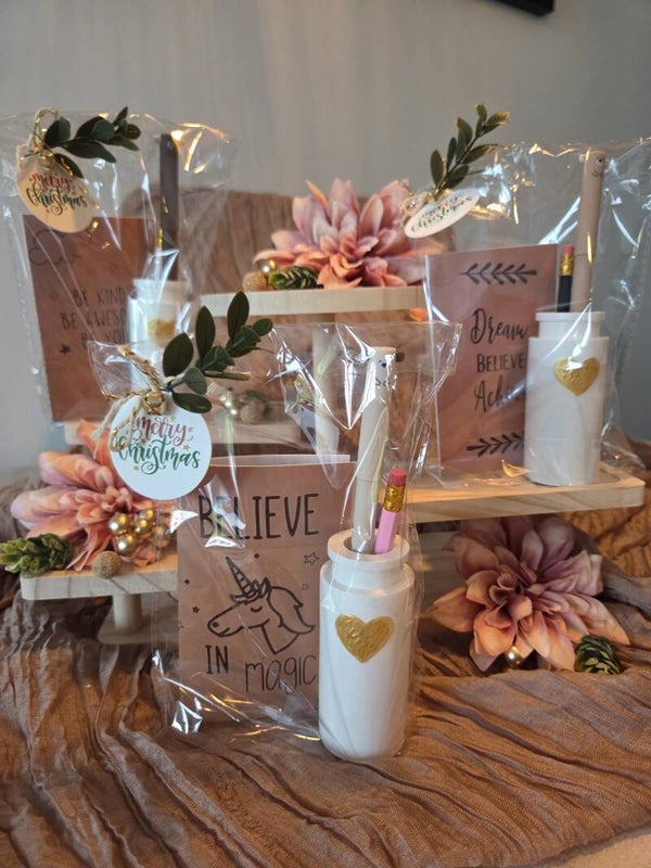 Pennenhouder incl. uitgumbare pen, potlood en notitieboekje