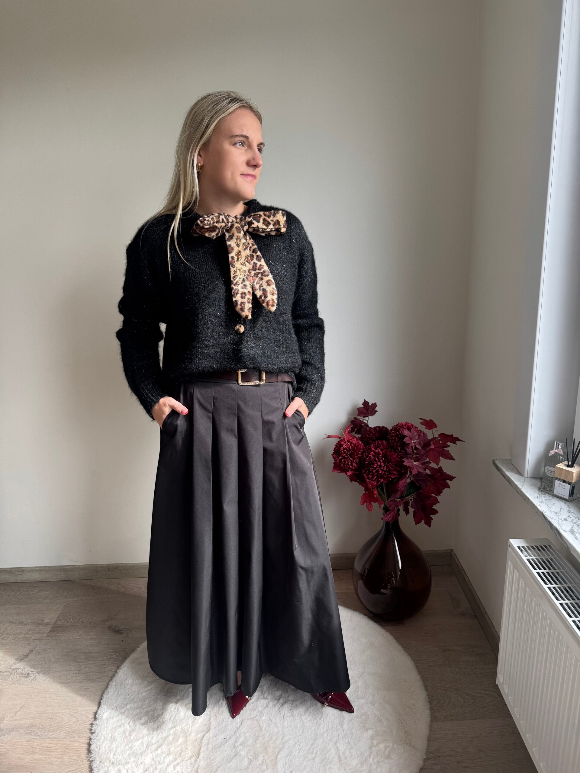 LONG SARA SKIRT