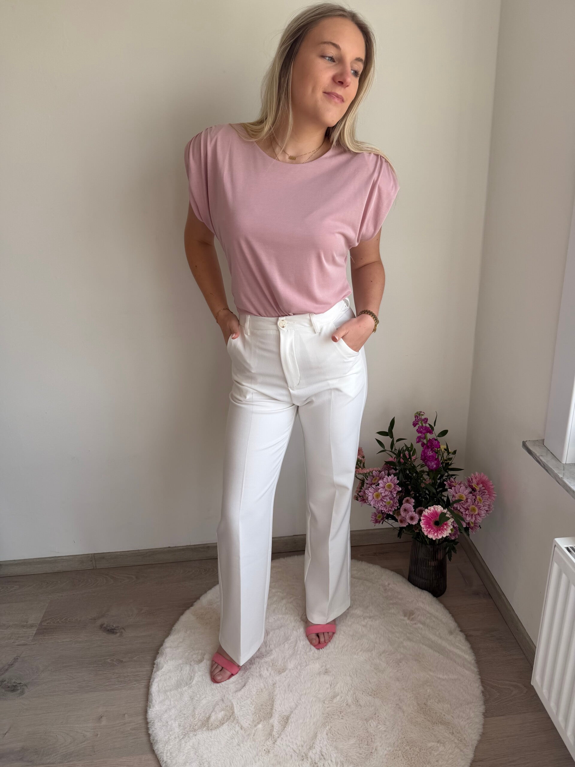STRAIGHT ELEGANT WHITE TROUSERS