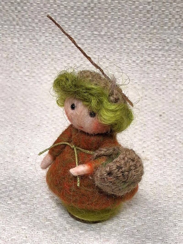 116. Naaldviltpopje Eikeltje mini