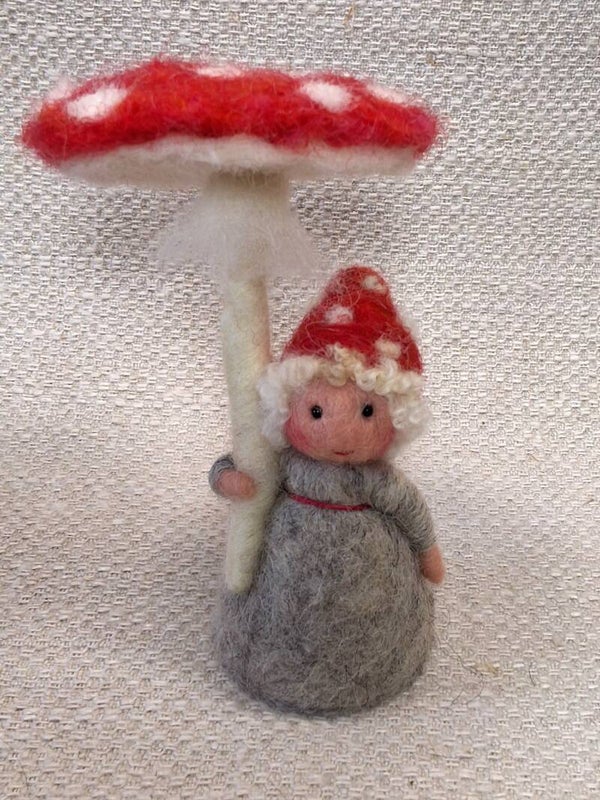 61. Naaldviltpopje Mini Vliegenzwam