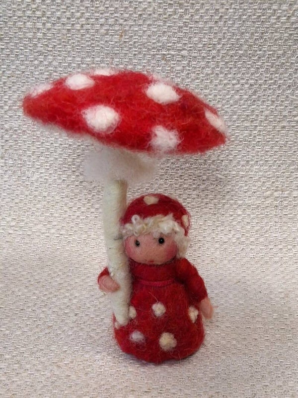 62. Naaldviltpopje Mini Vliegenzwam