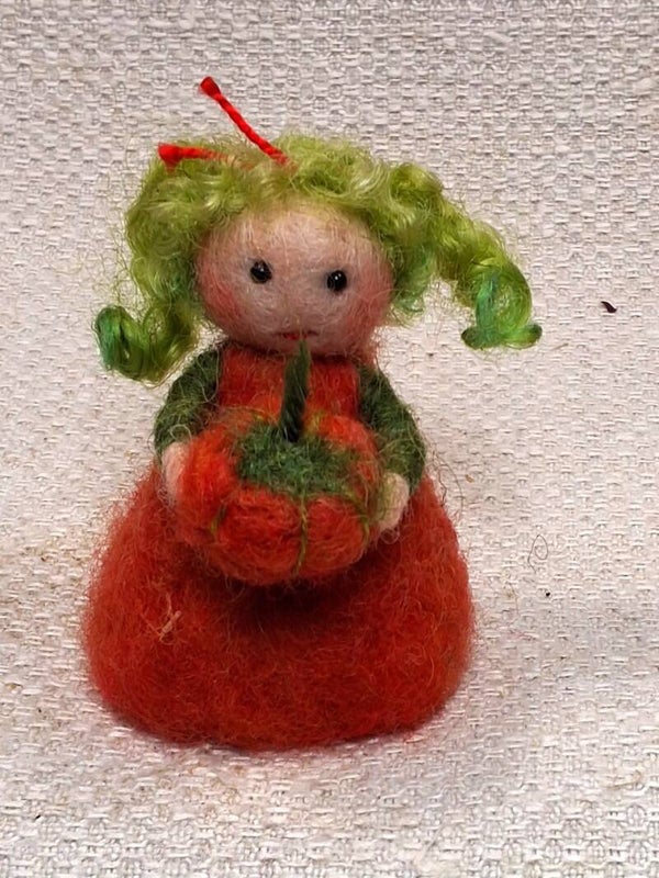 153. Naaldviltpopje Pompoentje mini