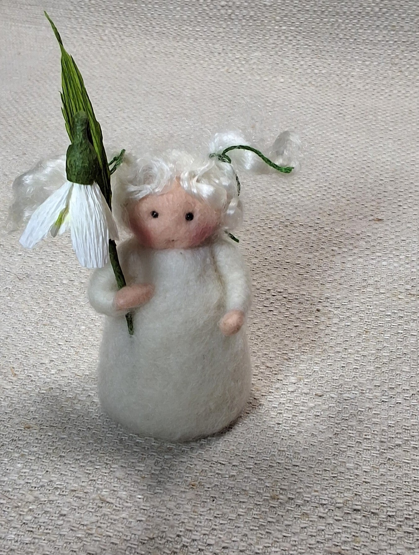 Naaldviltpopje Sneeuwklokje 5