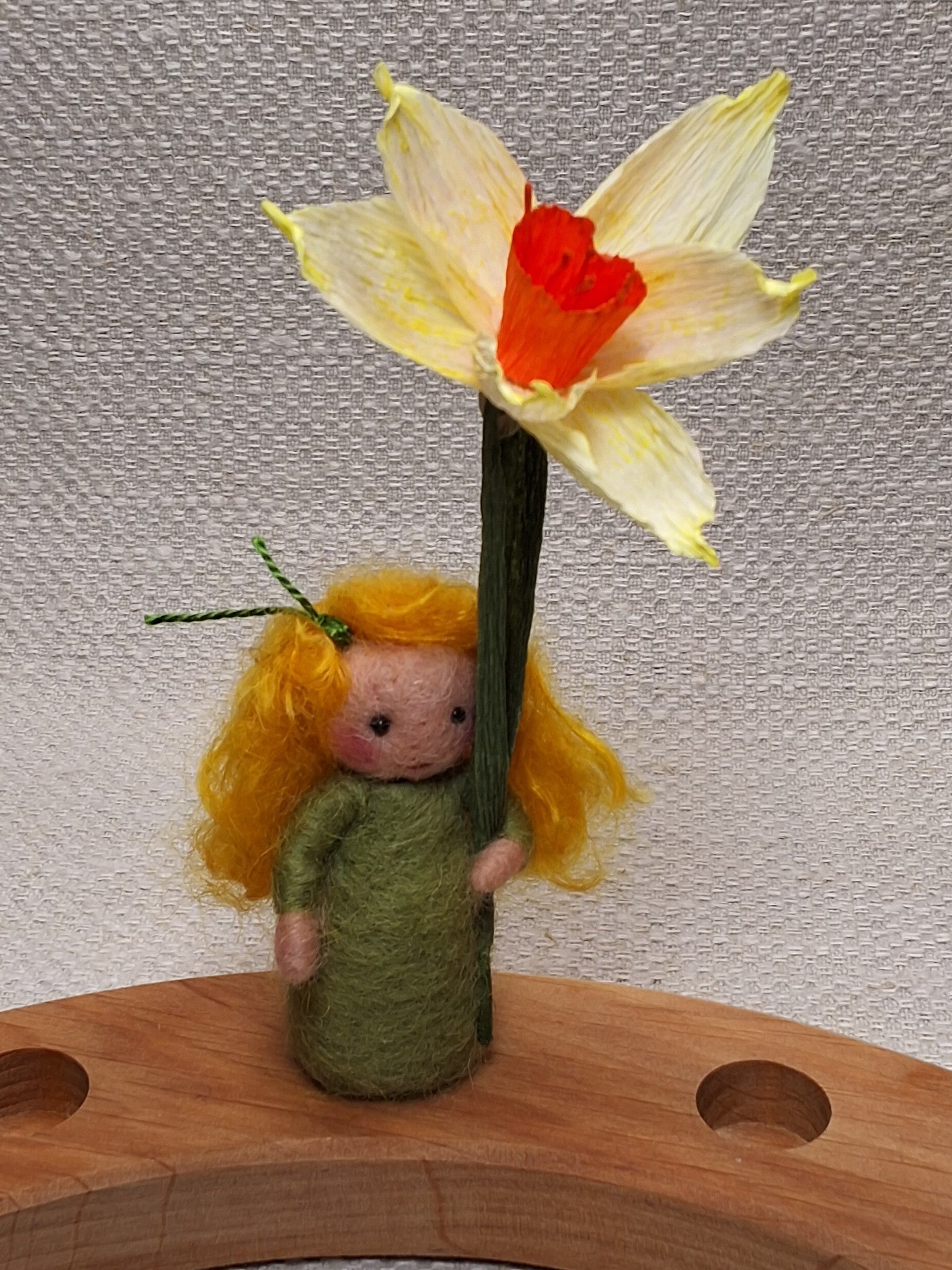 82. Naaldviltpopje, Mini Narcis