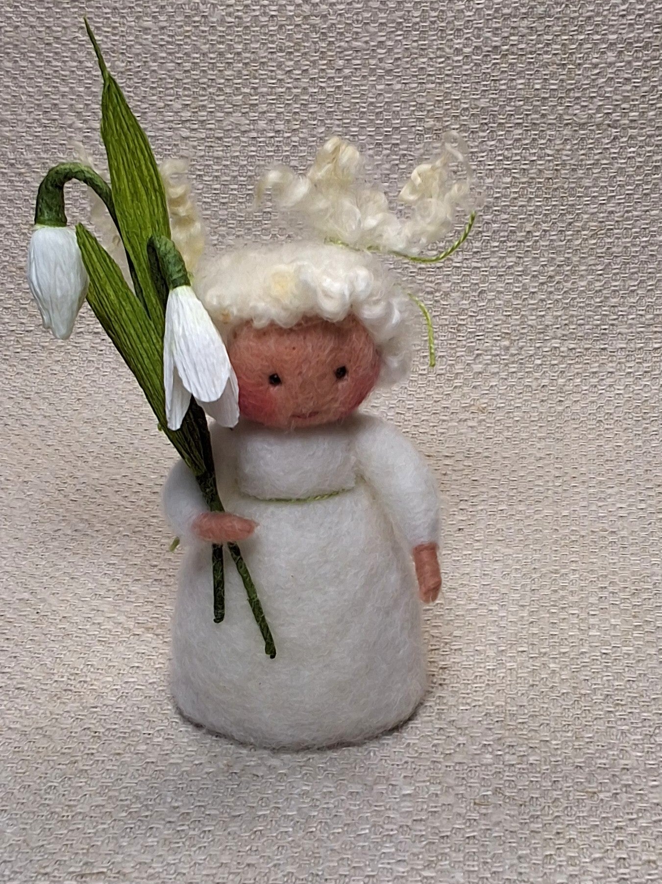 86. Naaldviltpopje Sneeuwklokje