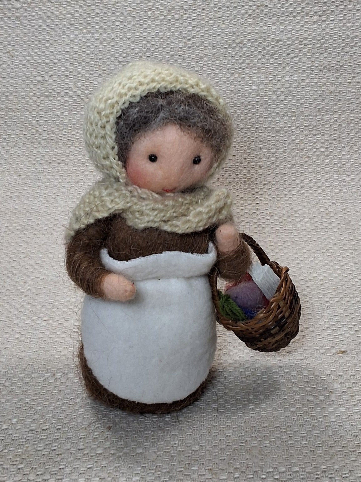 Naaldviltpopje Moeder Aarde 36