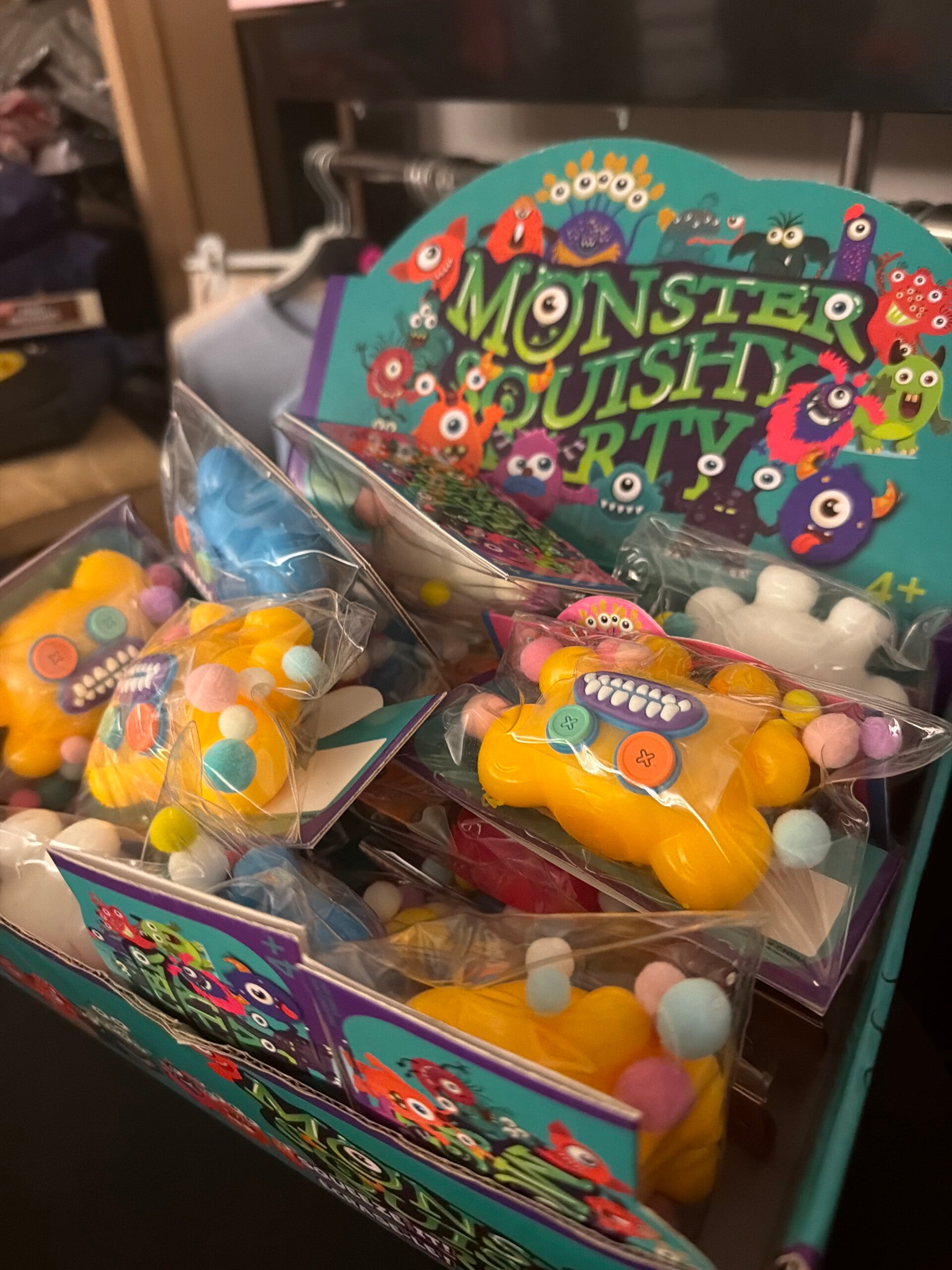 Monster squizy