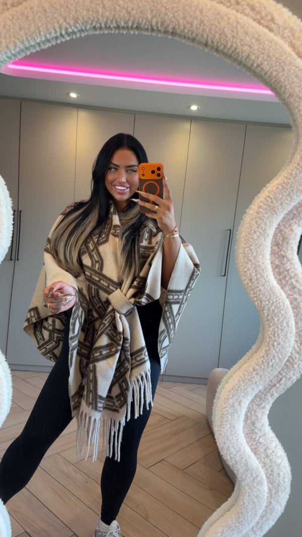 Poncho/sjaal beige met bruin