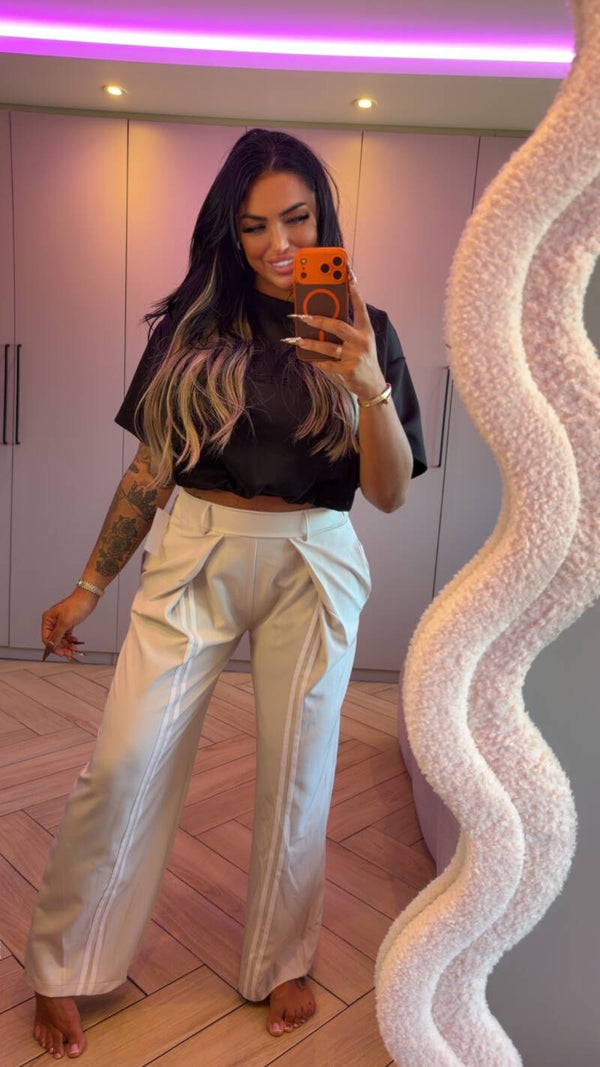 Beige pantalon broek met witte strepen