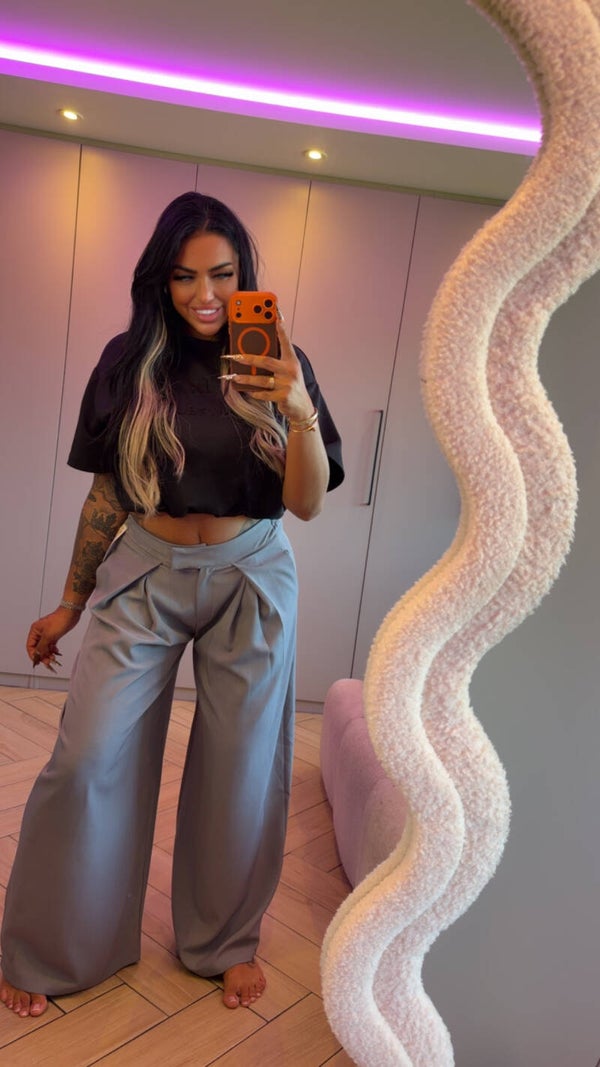 Pantalon broek met knoop 2 kleuren
