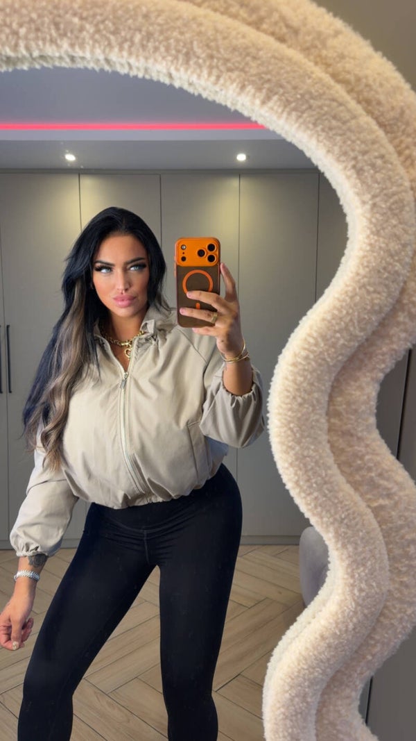 Beige crop jasje