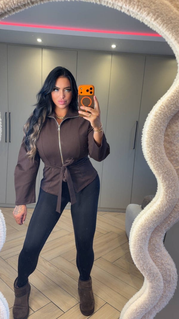 Willy z vest met strik in 3 kleuren