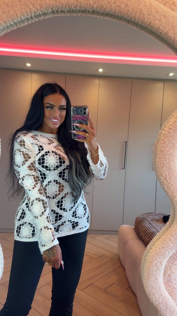 Broderie top in 2 kleuren