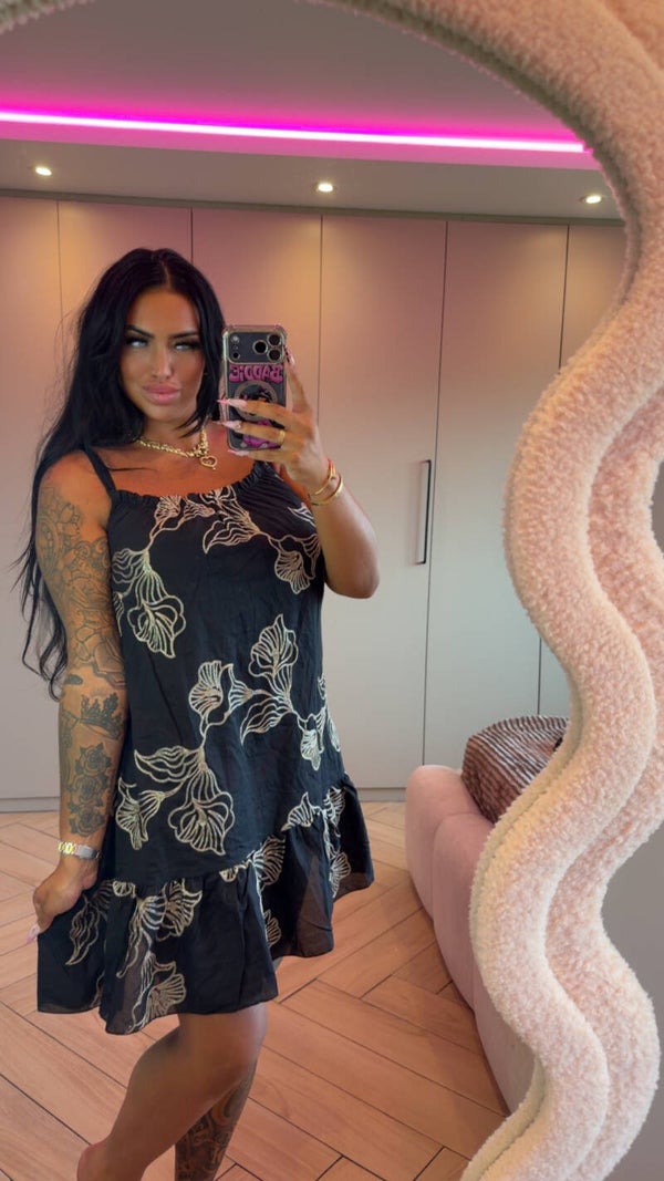 Ibiza jurk met broderie in 2 kleuren