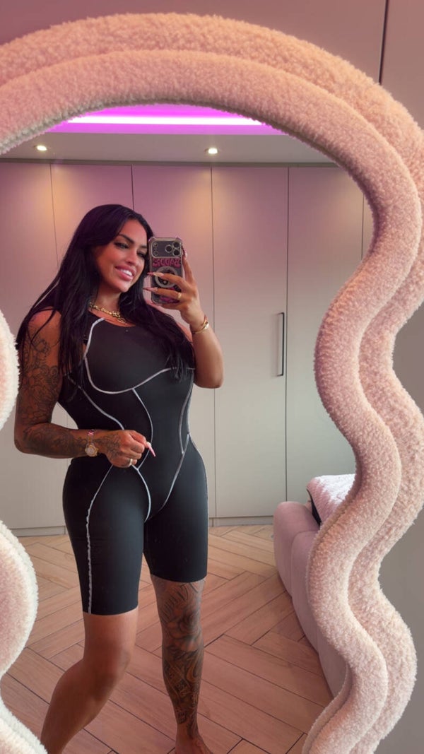 Sport jumpsuits in 3 kleuren.