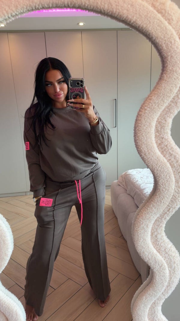 Comfy roze label pak in 2 kleuren