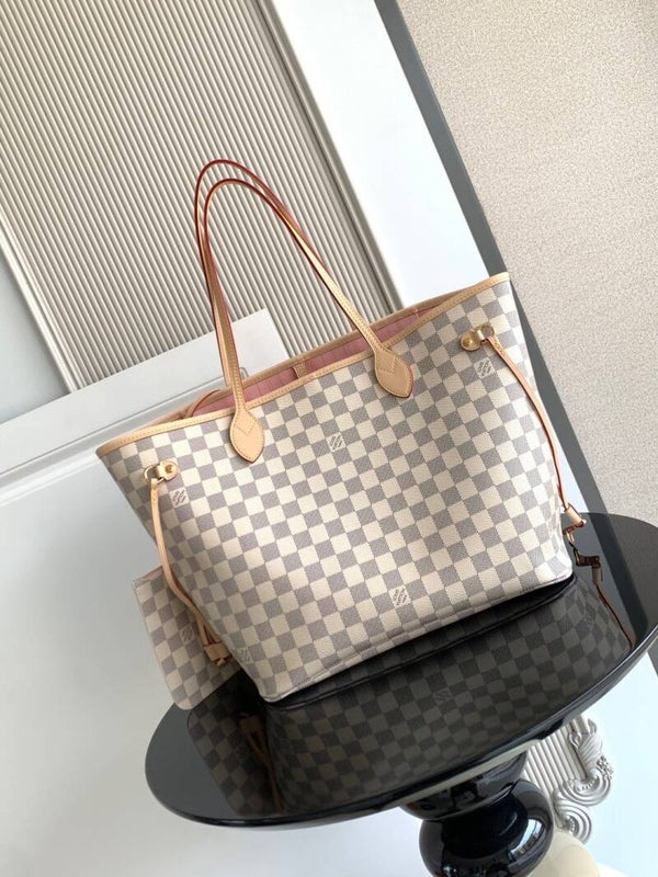 LV Neverfull