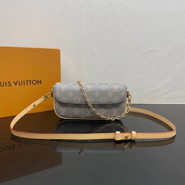 LV trunkie