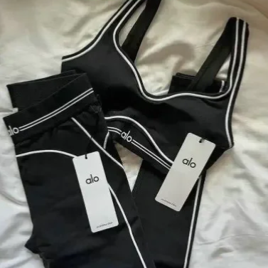 Alo yoga set