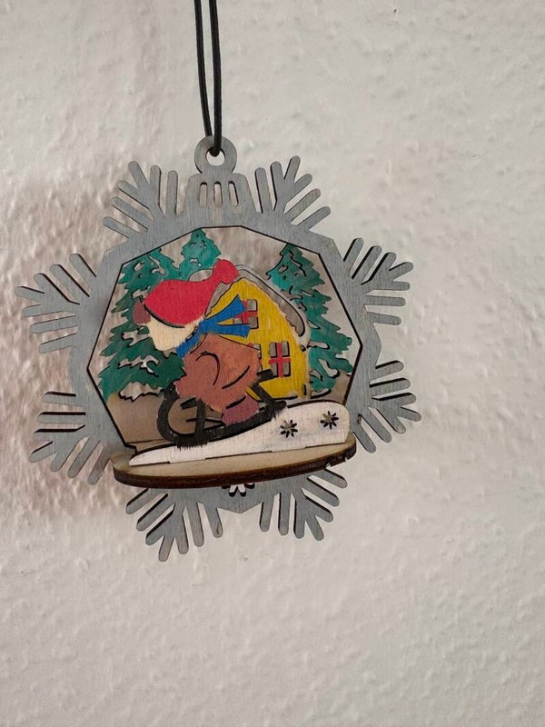 Aufhänger Kind mit Schlitten