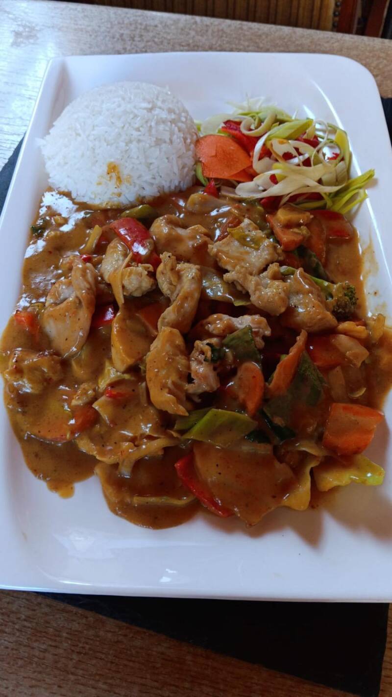 nr-01-chicken-biryani-standard-nqmnus.jpg