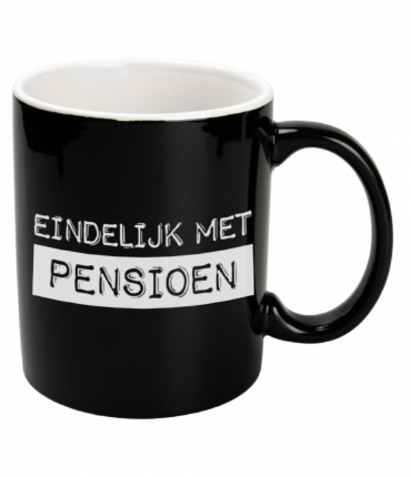 Eindelijk met pensioen - black & white mug