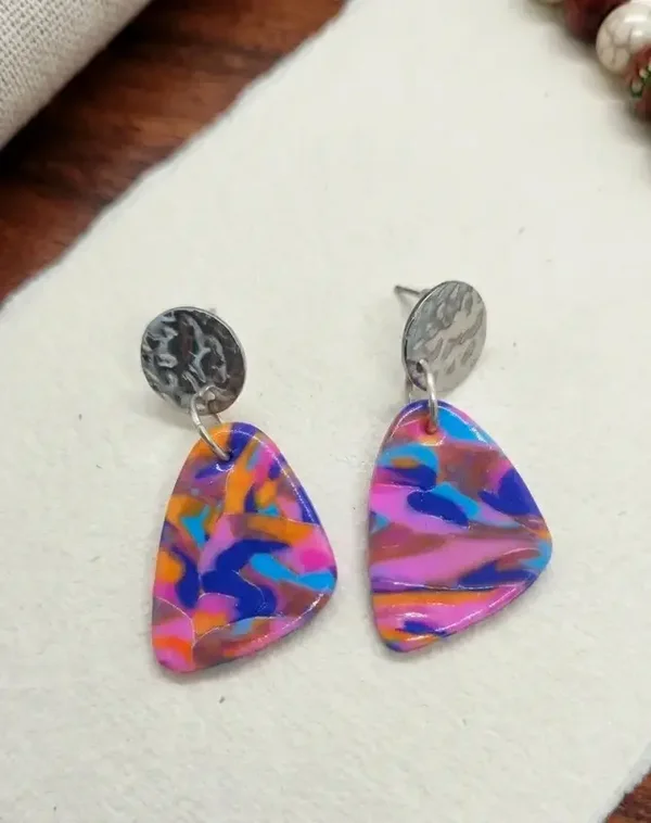 Créoles pendantes polymère - Style abstrait marbré - Pièce unique