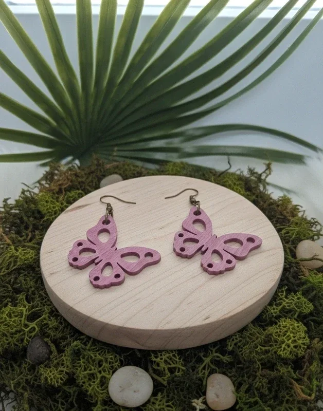 Boucles d'oreilles Papillons en bois – Artisanat / Bohème – Rose Vieux
