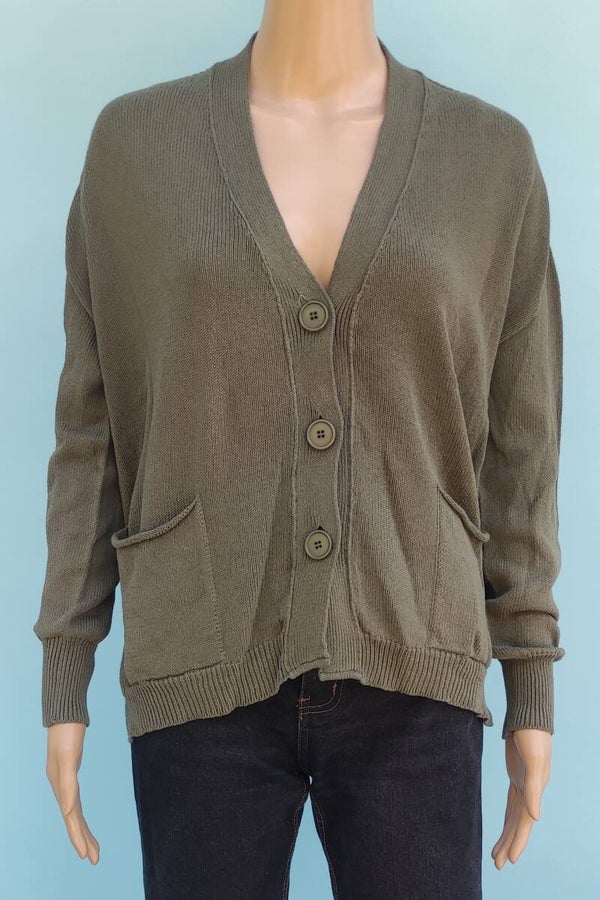 Angela Davis Strickjacke kaki Gr. M (38)