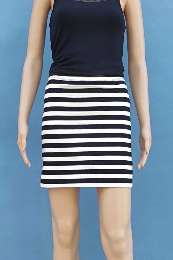 H&M Minirock schwarz/weiß gestreift Gr. S (36)