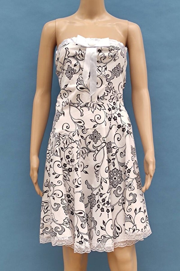 Cocktailkleid A-Linie weiß/schwarz schulterfrei mit Blumenmuster Gr. S (36)
