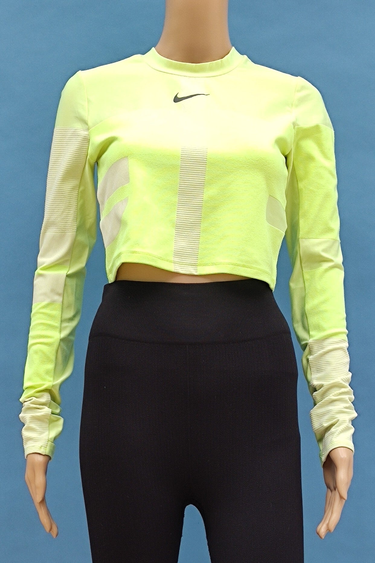 Nike Shirt langarm bauchfrei gelb Gr. XS (34)