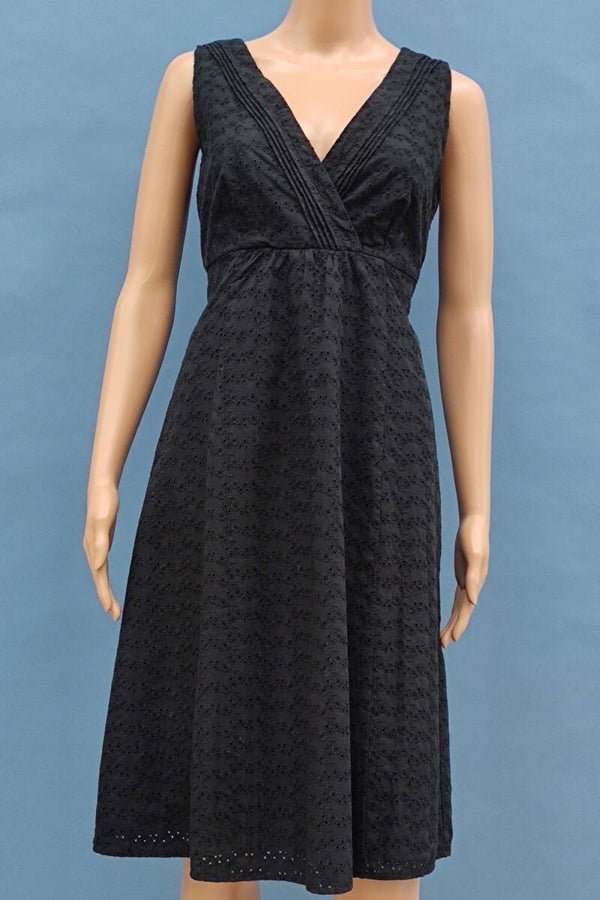 Esprit Kleid ärmellos schwarz mit Stickerei Gr. M (38)