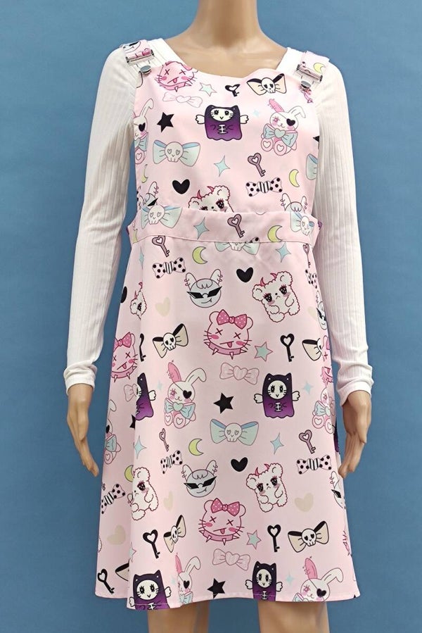 Hosenträgerkleid rosa mit Motive Gr. 2XL (48)