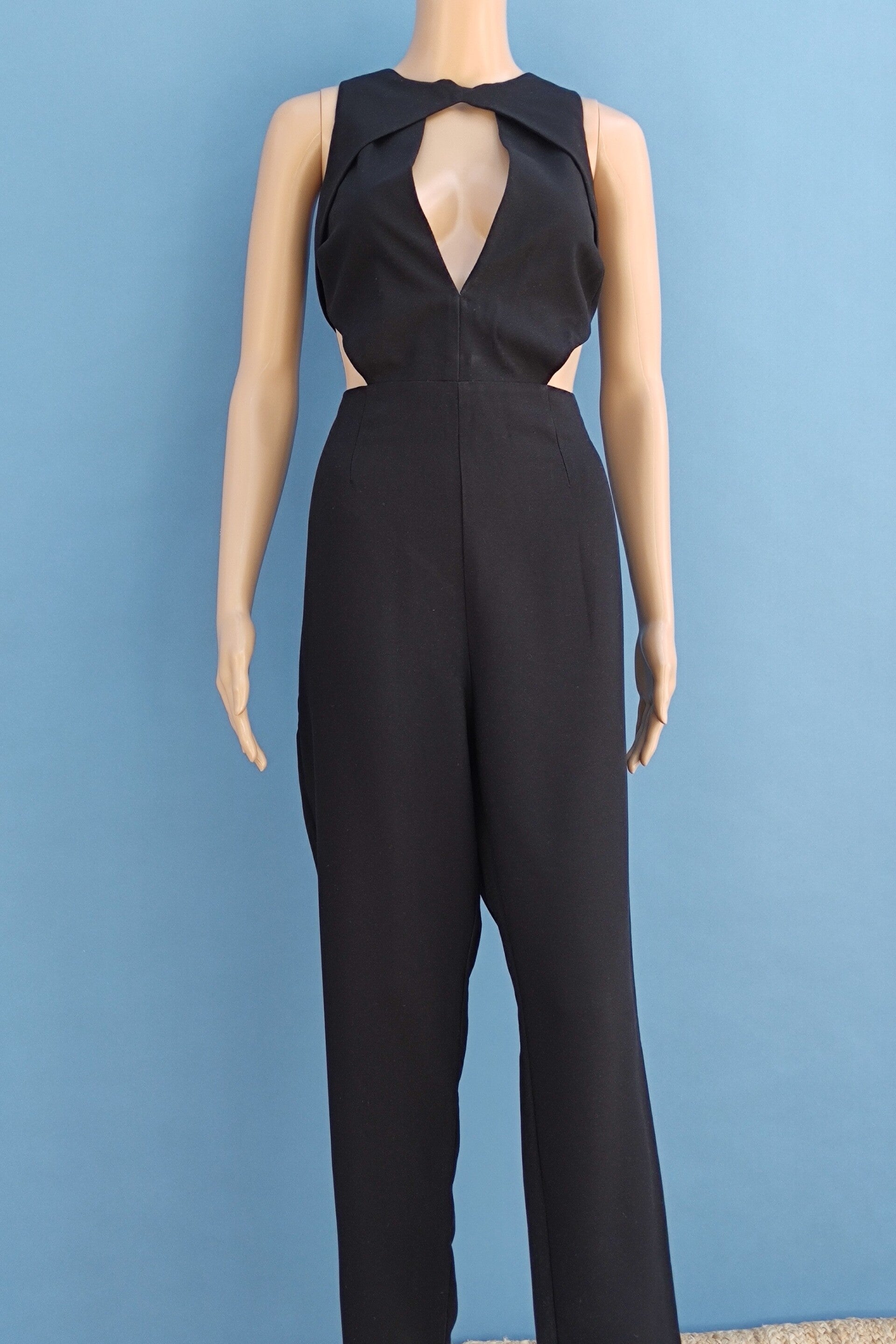 Asos Jumpsuit ärmellos schwarz Gr. XL (42)