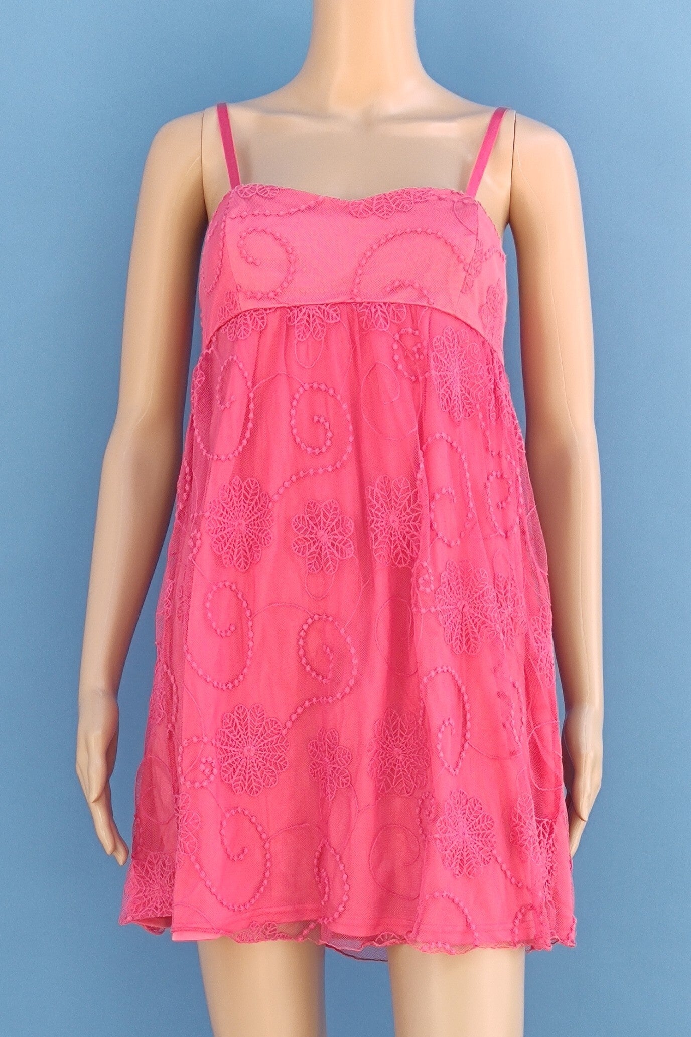 Asos Minikleid aprikose mit Spitze und Stickerei Gr. S (36)