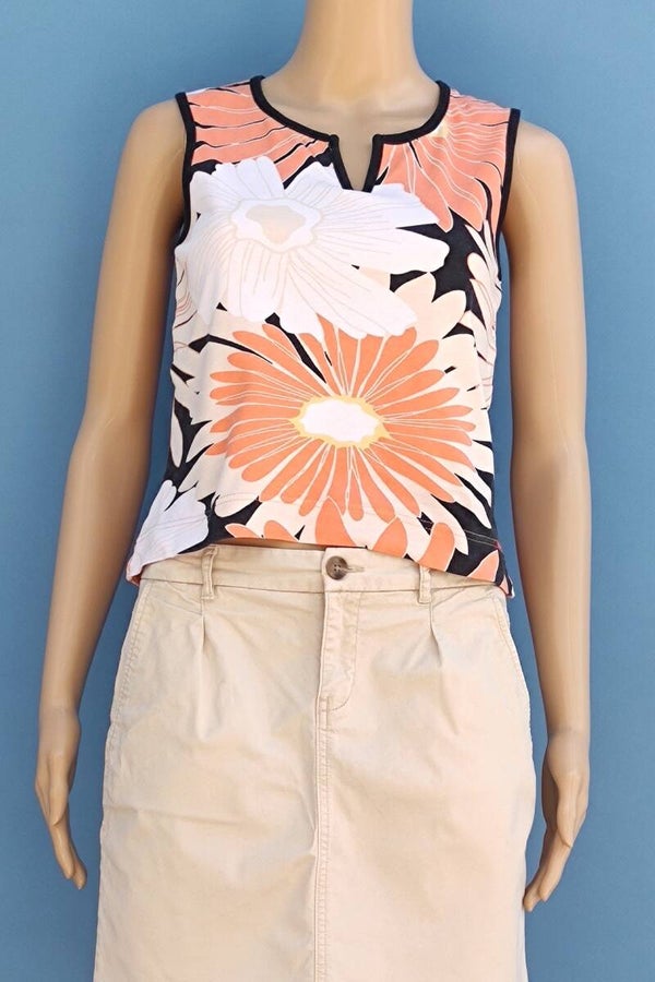 s.Oliver Top orange/schwarz/beige mit Blumen Gr. XS (34)
