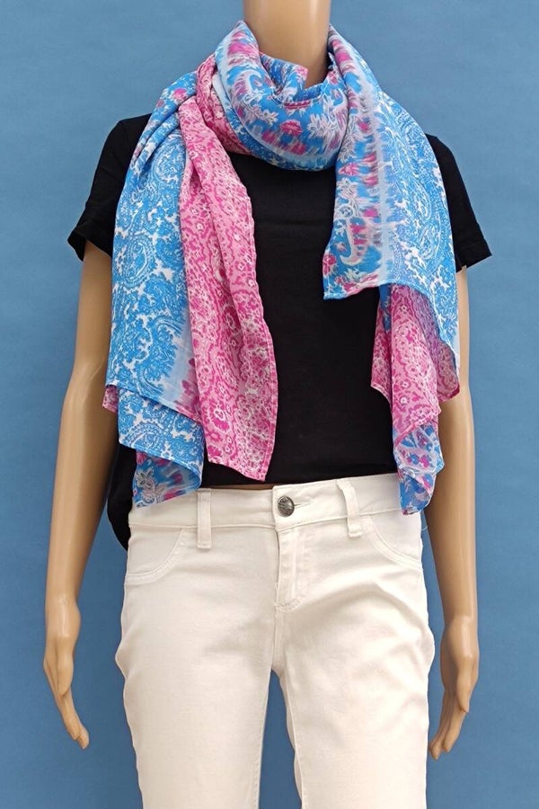 TR Tuch rosa blau mit Muster