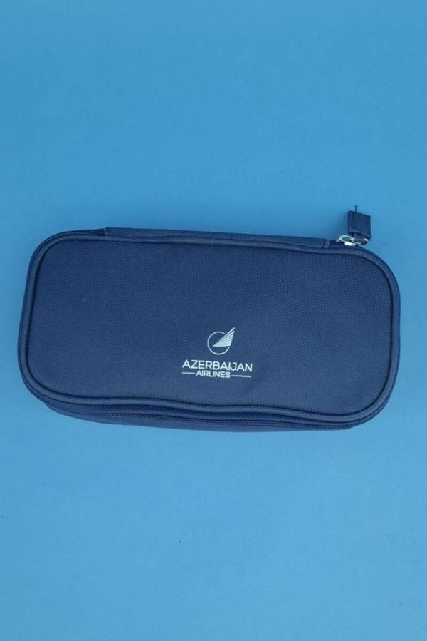 Azerbaijan Airlines Kosmetiktasche dunkelblau NEU