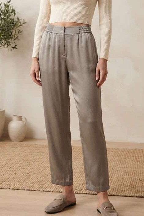 Massimo Dutti Stoffhose grün schimmernd Gr. XS (34)