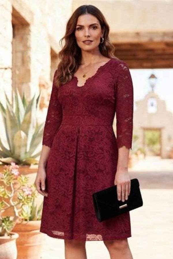 Kojooin Spitzenkleid 3/4 Arm rot Gr. XL (42)