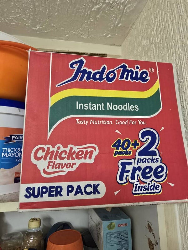 Box of chicken Indomi