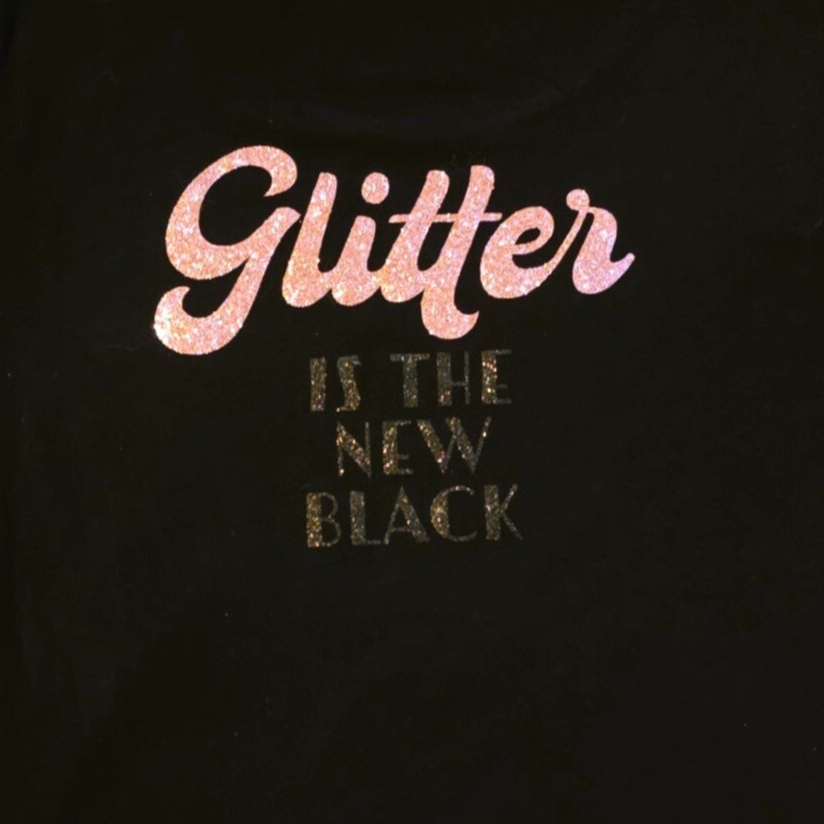 T-paita Glitterpainatuksella iso kuva