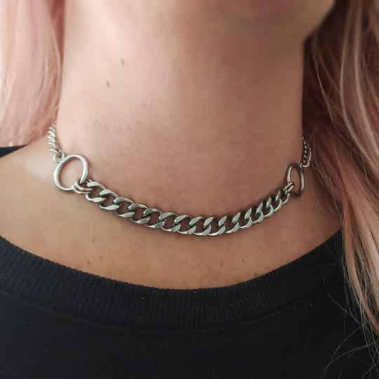 Chunky curb chain choker necklace