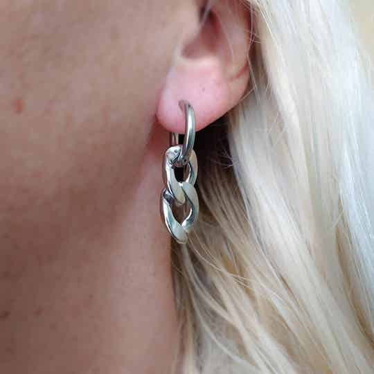 Chunky curb chain hoop earrings